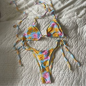 Floral print bikini